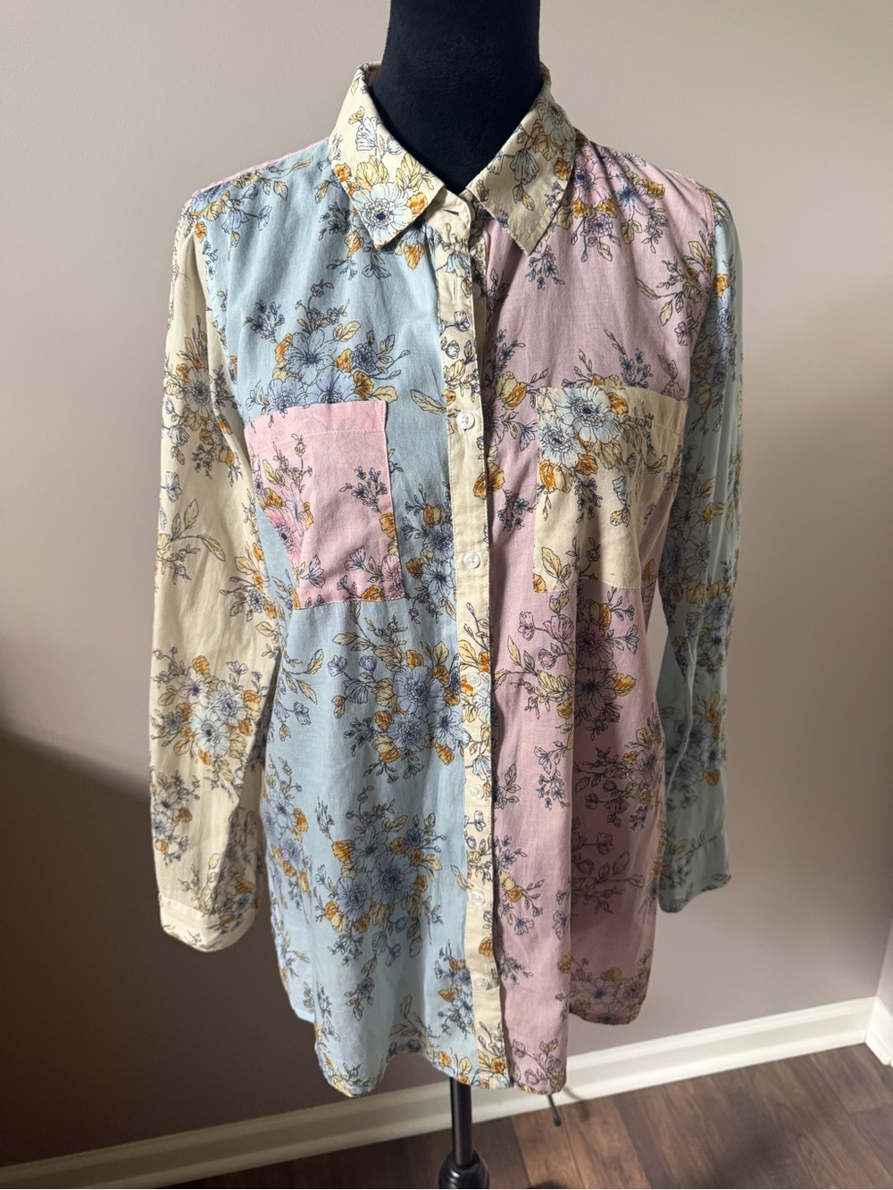 Coldwater Creek Floral Patchwork Button Shirt - Pastel Blue, Pink & Cream XSMall